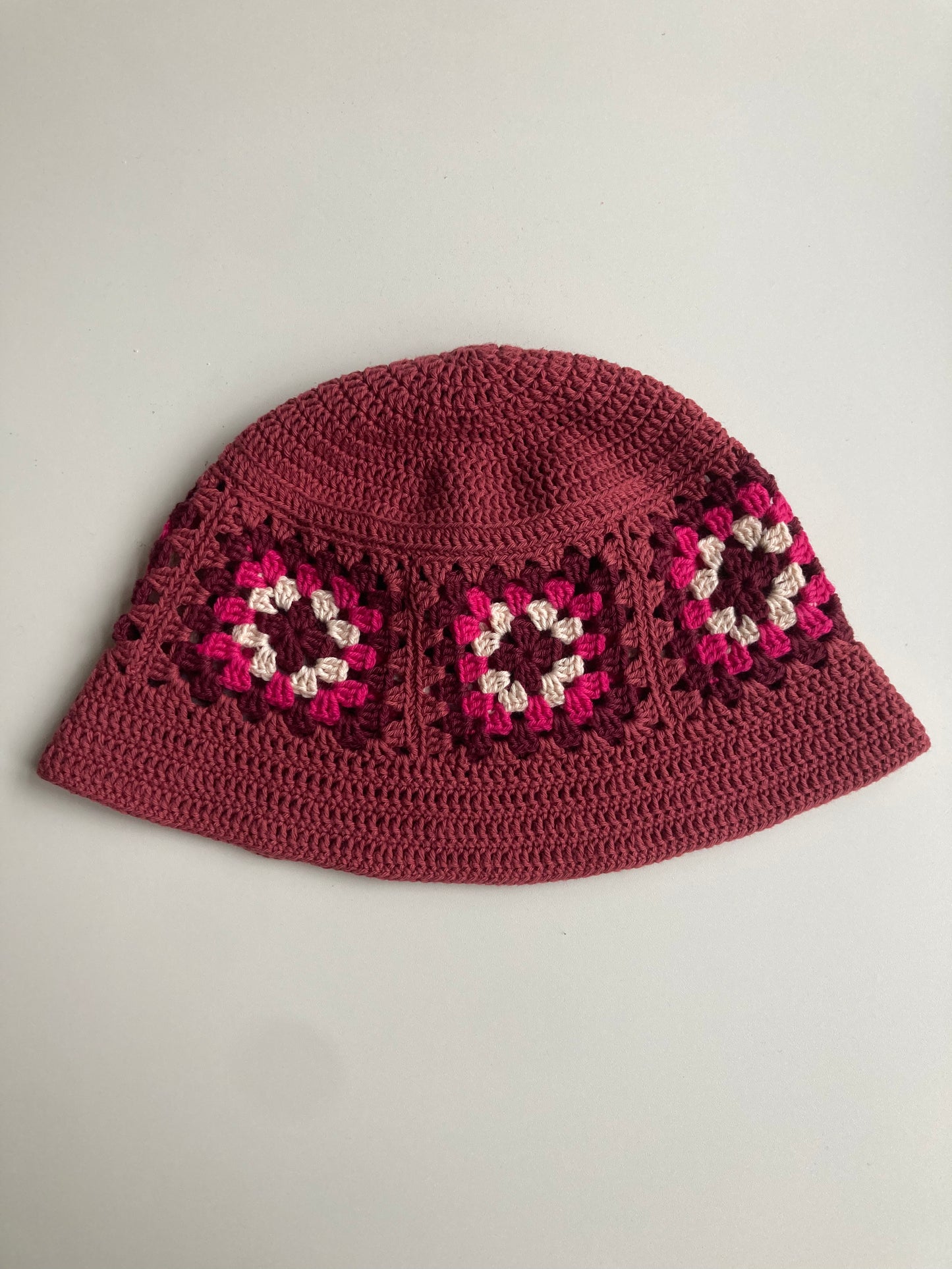 Bøllehat Bordeaux/Fuchsia